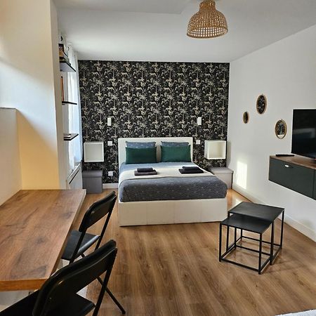 Superbe Appt Avec Cour Et Parking Gratuit A 5Min De La Cite Medievale Carcassonne Esterno foto